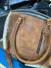 Load image into Gallery viewer, Concealed Carry Crossbody Purse
