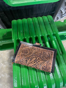 The Dolly Wallet