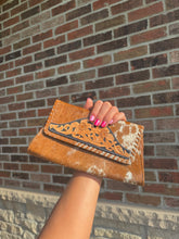 Load image into Gallery viewer, Cowhide + Tooled Leather Crossbody Wallet
